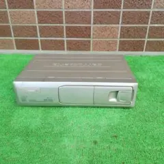 Item thumbnail for item 2c89148b-48e2-4521-bafd-9fb3183d1f3b