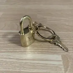 ルイヴィトン キーホルダー
