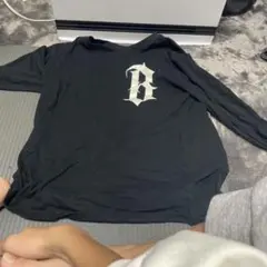 ブラック ロゴ長袖カットソー