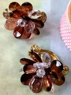 花モチーフクリップ 2個セット　カーテンクリップ