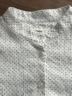 parkes★アイレット刺繍×ドットの半袖ブラウスのサムネイル