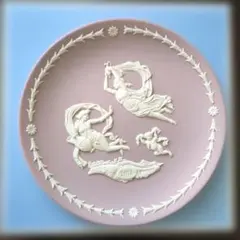 （ウェッジウッド）イヤープレート 2018年 新品未開封 2025年最新】2018年 ウェッジウッドの人気アイテム - メルカリ