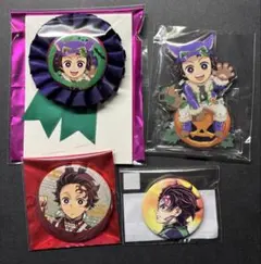 鬼滅の刃　竈門炭治郎　繋ぐ　缶バッジ　午年　ハロウィン　アクリルスタンド