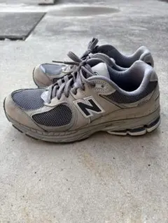 New Balance2002R ニューバランス グレー スニーカー