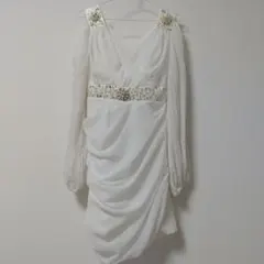 ホワイトドレスワンピ