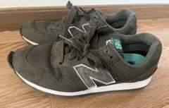 New Balance 996 オリーブグリーン スニーカー