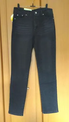 シューラルー スキニーデニム ブラック