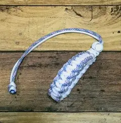 パラコード　マルチホルダー　ドリンクホルダー　ピンク✕ブルー、ホワイト