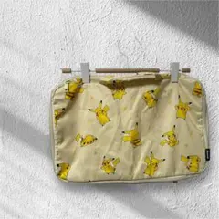 美品 ポケモン POKEMON 圧縮オーガナイザー トラベルポーチ ピカチュウ