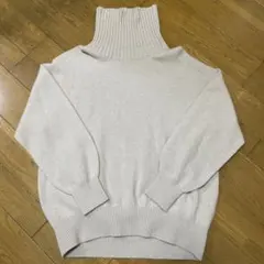 Spick and Span ウールカシミヤタートルネックプルオーバー　ベージュ