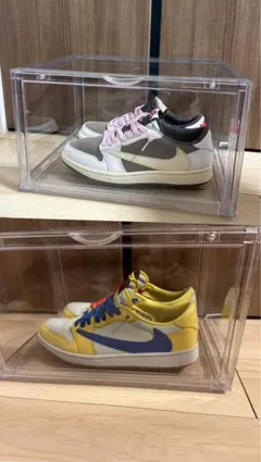 NIKE AIR JORDAN 1 LOW TRAVIS SCOTTのサムネイル