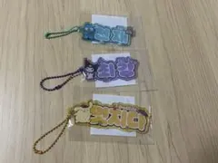 【新品未使用】ハングル アクリル キーホルダー サンリオ　３点セット