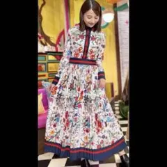 アナウンサー・芸能人着用　Lサイズ　花柄　ロングワンピース