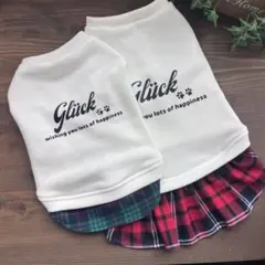 ✿犬服ハンドメイド　バックプリント（glück幸せ）重ね着風タンクトップ