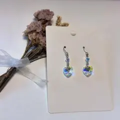ハンドメイド 揺れるハートピアス オーロラ クリア シルバー 大人可愛い