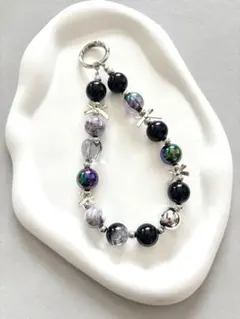 黒×シルバーのかっこいいハンドメイドストラップ♡