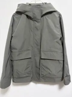 GU マウンテンパーカー　カーキ　オリーブ