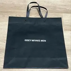 ISSEY MIYAKE MEN ショッパー 紙袋のサムネイル