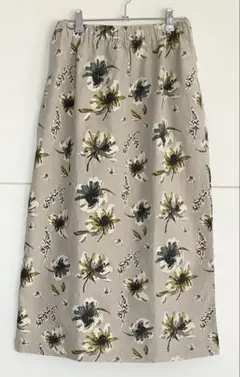 URBAN RESEARCH DOORS リネンコットンフラワースカート