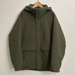 美品 ユニクロ ハイブリッドダウンパーカ オリーブ M 防風 撥水 3Dカット