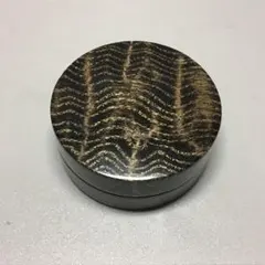 タモ玉斑杢黒漆染め 沈金ミニ食蘢 小物入れ - メルカリ