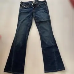 トゥルーレリジョン　　デニムパンツ トゥルーレリジョン 種類