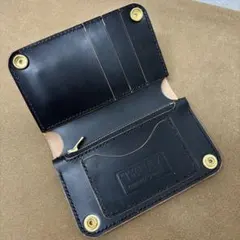 トラッカーウォレット　ミドル　黒　茶心　栃木レザー