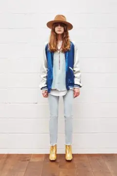 【UNUSED】washed light-BLUE 切りっぱなし デニムのサムネイル