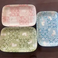 ウサギと桜模様の皿3枚セット　長方形　お皿　食器