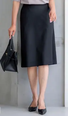 23区　ラフィーネウール タイトスカート　ブラック