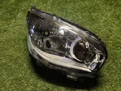 日産 デイズ B21W 純正 右ヘッドライト W1047のサムネイル