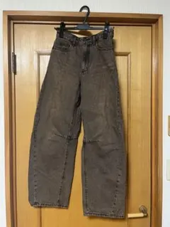 GU バレルレッグデニム　S ブラウン