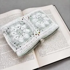 Item thumbnail for item a0eecf38-5db4-4c67-ac16-4b9eec9c34b8