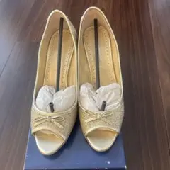 ゴールド ラメ オープントゥ パンプス リボン