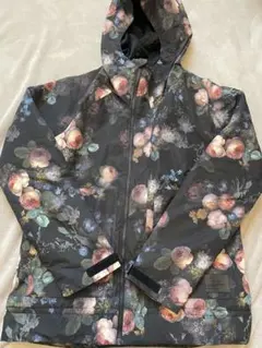 最終値下げ！希少❗️BURTON フラワープリント　レディーススノーボードウェア
