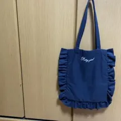 【最終値下げ】トートバッグ A4 フリル 黒