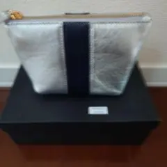 シルバー ポーチ