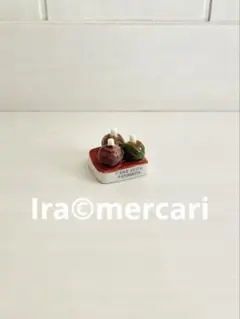 ３つのケーキポップ　フェーブ　フェーヴ　フランス製　ミニチュアスイーツ　陶器