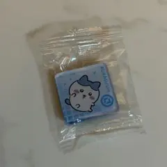 ちいかわ　くら寿司　マグネット　ハチワレ