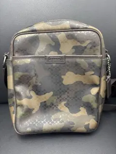 COACH ボディバッグ カモフラージュ柄 ショルダーバッグ COACH ボディバッグ カモフラージュ柄 ショルダーバッグ - メルカリ