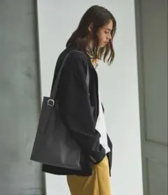 EMMA CLOTHES フェイクレザーバッグ