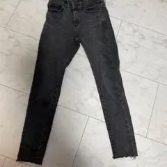 ユニクロスキニーパンツ