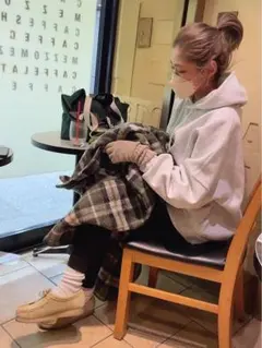 プルオーバー パーカー