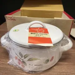 両手鍋・ケトル・フライパン・水切りカゴ・回転缶切り他 キッチン用品