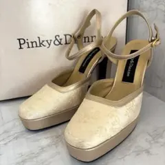 ✨ピンキーアンドダイアン レース刺繍　アンクルストラップ　サンダル　22.5のサムネイル