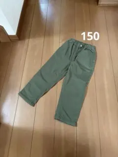 ikka カーキ パンツ 150 丈短めのサムネイル
