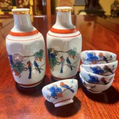 九谷焼　徳利とお猪口 Amazon.co.jp: 高級 九谷 九谷焼 酒器 セット 徳利 とっくり 2個