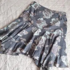 レストローズ　ミニスカート