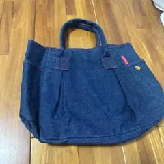 Item thumbnail for item 1136bbf5-71a2-4ce1-bed8-677a121835bb