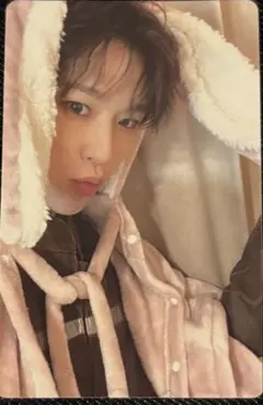 Item thumbnail for item ebfadeff-f2e1-4c6b-931b-b873c672170d